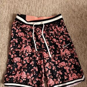 Nike Cherry Blossom Dri-FIT DNA